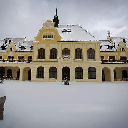 Hotel Rubezahl-marienbad Luxury Historical Castle & Golf-castle Collection Mariënbad