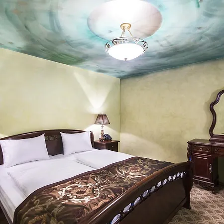 Rubezahl-marienbad Luxury Historical Castle & Golf-castle Collection マリアーンスケー・ラーズニェ